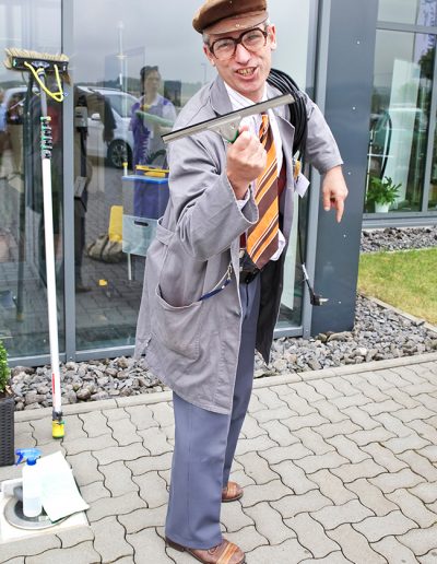 CARACHO Event-Theater Walk Acts Unterhaltungskünstler Eventkünstler Walking Act