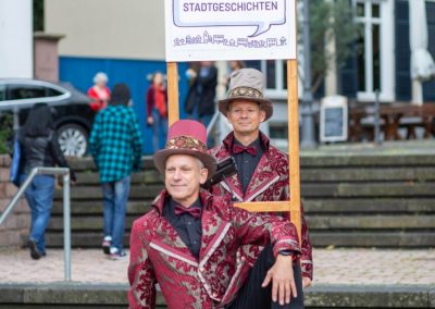 Walkact mit improvisierten Geschichten für Festivals, Weihnachtsmärkte, Stadtfeste