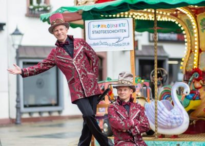 Walkact mit improvisierten Geschichten für Festivals, Weihnachtsmärkte, Stadtfeste